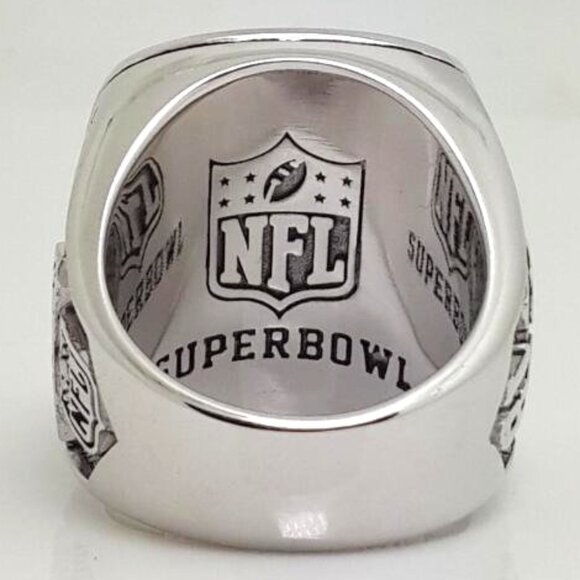 Denver Broncos Championship Ring... Fast shipped from USA - Picture 3 of 5